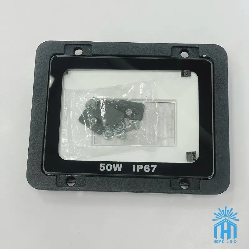 قاب پروژکتور ال ای دی 50 وات آلومینیومی